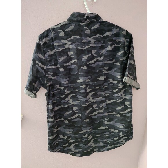 Marc Ecko Cut & Sew Men's Shirt Large Button Up Short Sleeve Camo Print - Picture 9 of 11